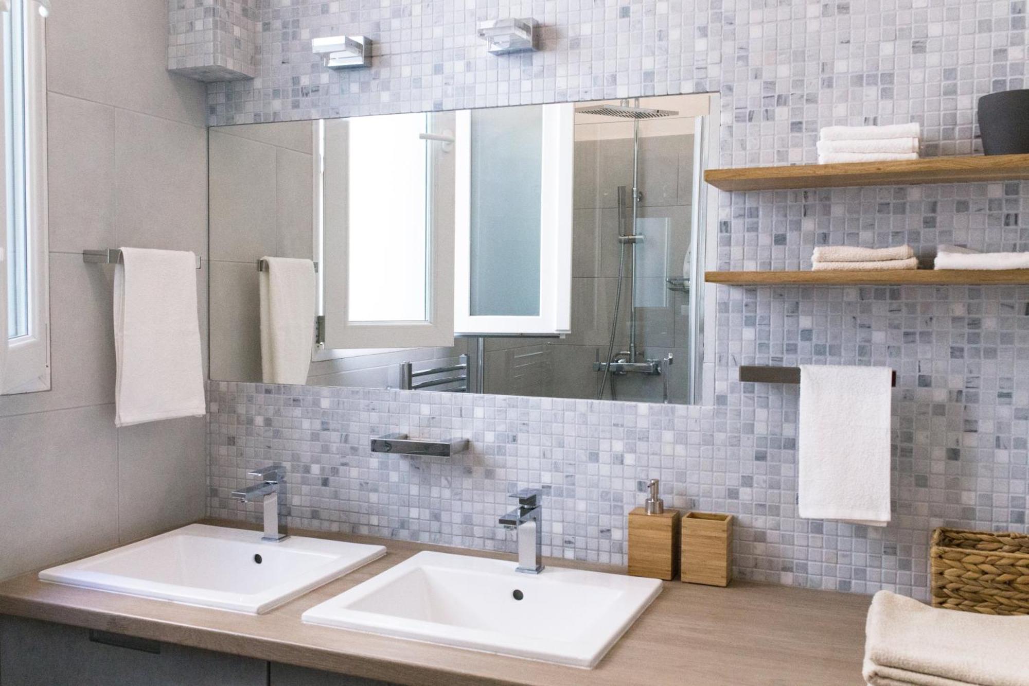 Sleep In Montpellier, Cosy, Central, 5 Ch, 10P, Tram L1, 2,3 & 4 Exterior photo