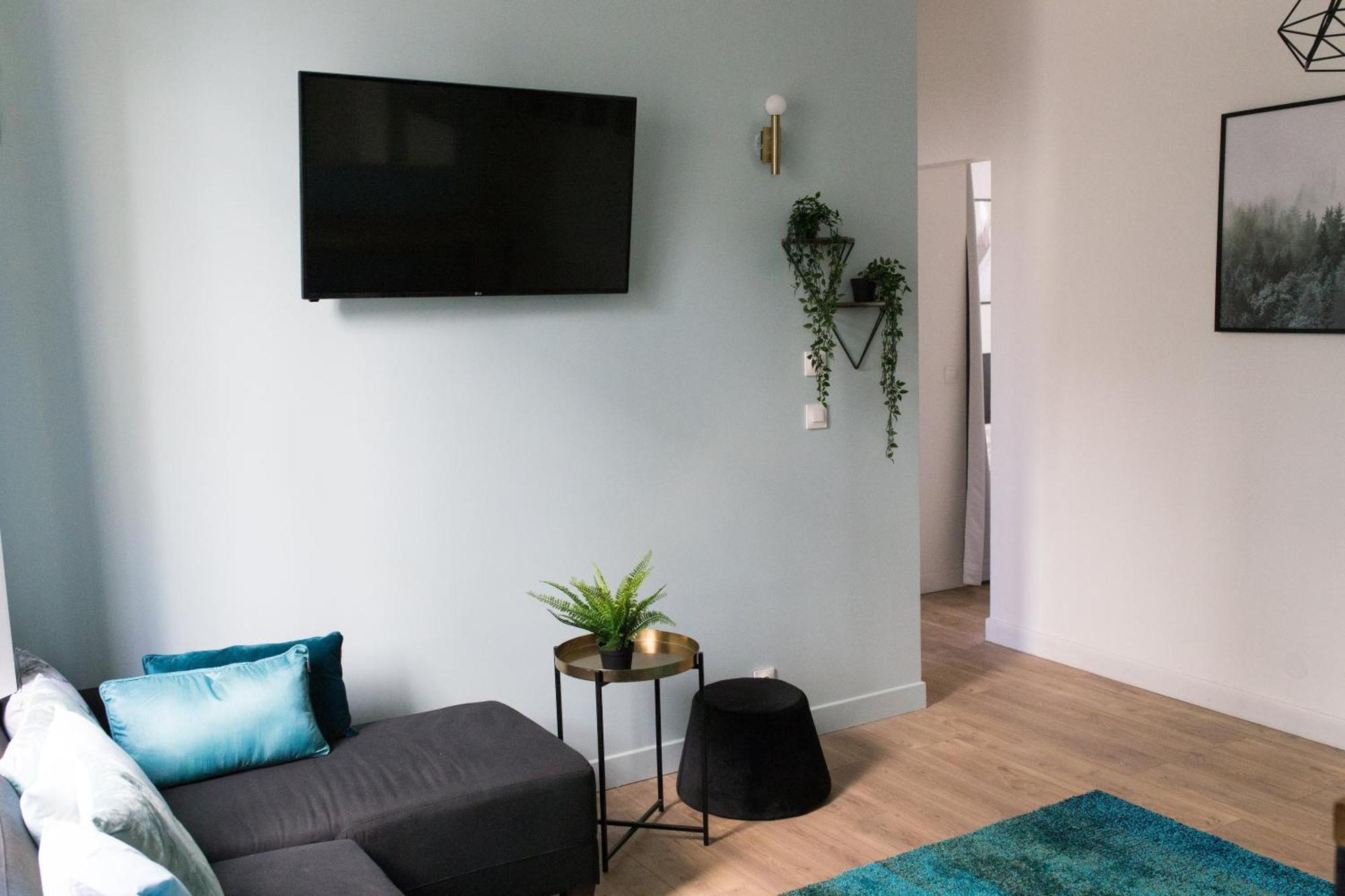 Sleep In Montpellier, Cosy, Central, 5 Ch, 10P, Tram L1, 2,3 & 4 Exterior photo
